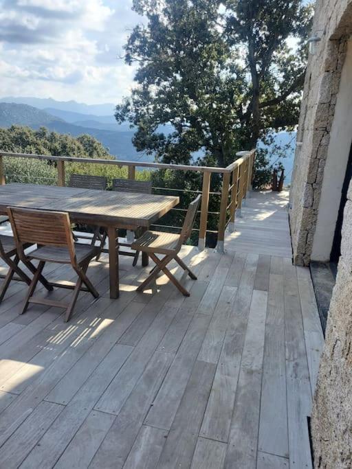 Meuble De Tourisme Avec Terrasse Vue Montagne Grossa